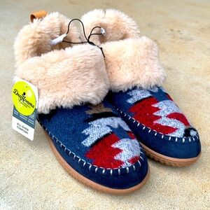 NWT Women’s Dearfoams Aztec Bootie Fuzzy Lined Slippers sz 9